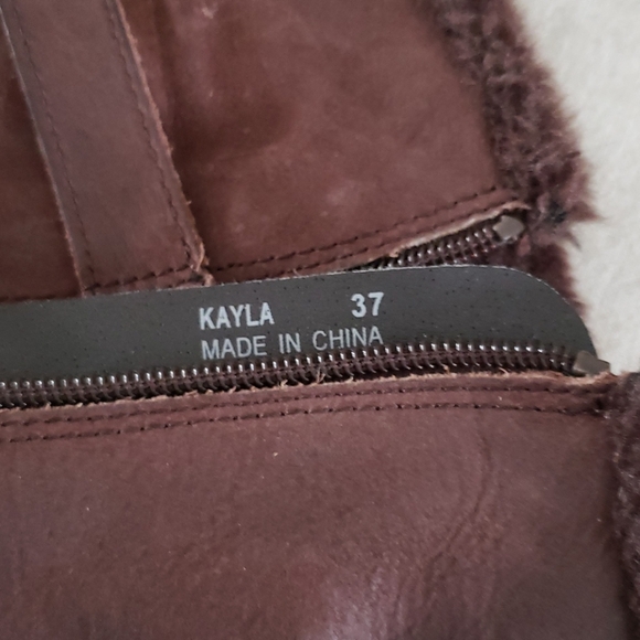 ALDO - Kayla Tall Flat Brown Leather Boots with Straps & Buckles Full Si… - Picture 3 of 3
